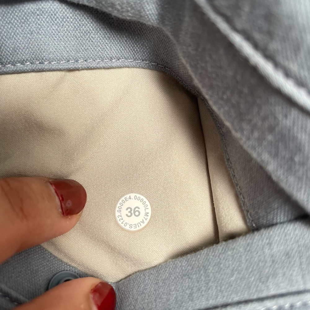 Lululemon Commission Classic-Fit Short - Picture 6 of 6